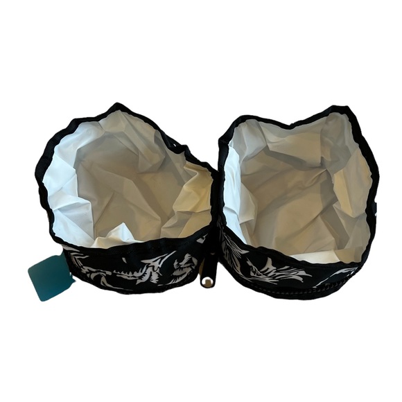 Vera Bradley Dogs Collapsible Travel Pet Bowls NWT - Picture 4 of 10